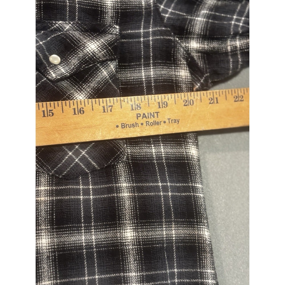 Wrangler Western Wrancher Pearl Snap Shirt Mens Med Plaid long sleeve Black Gray - Picture 6 of 11
